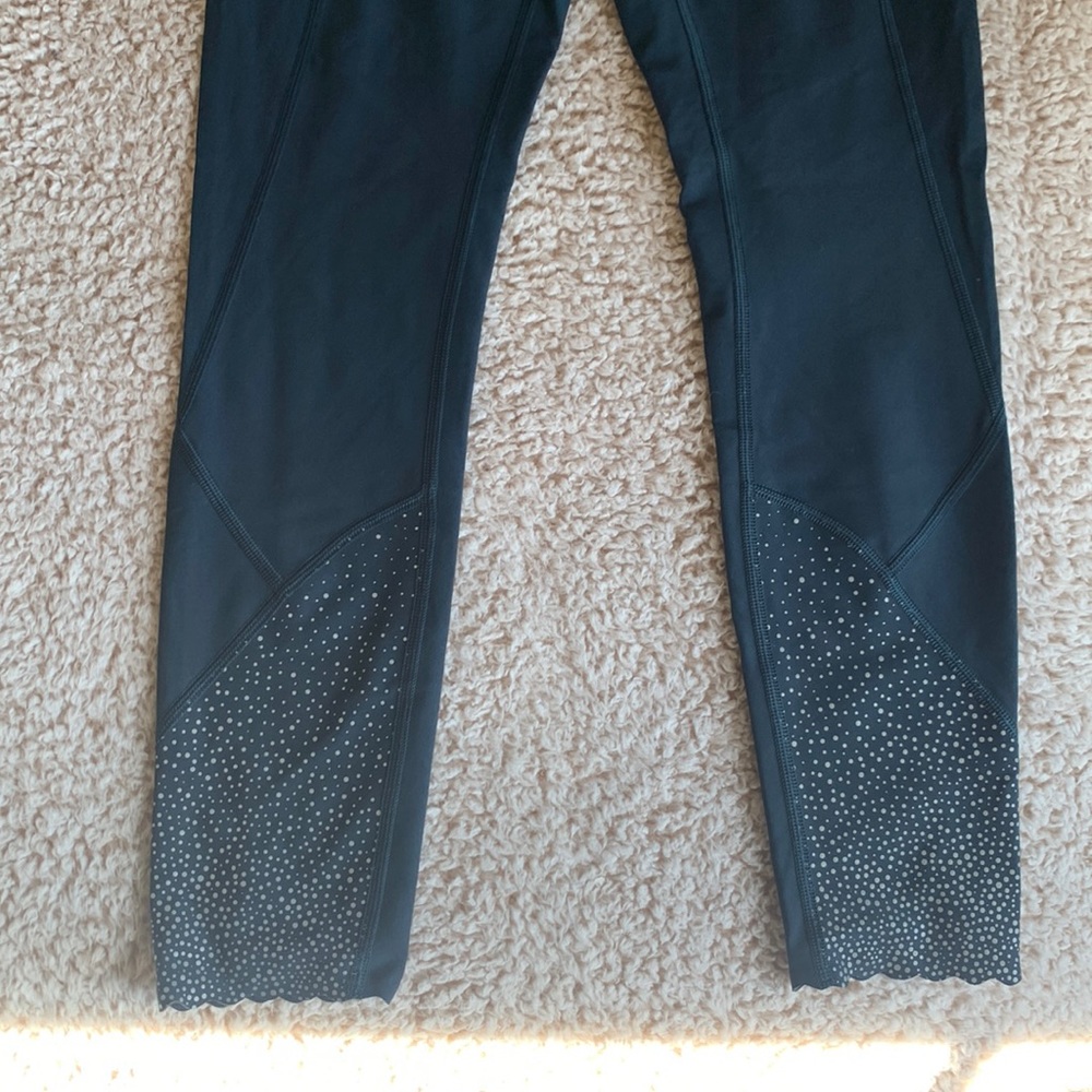Size 6 lululemon leggings